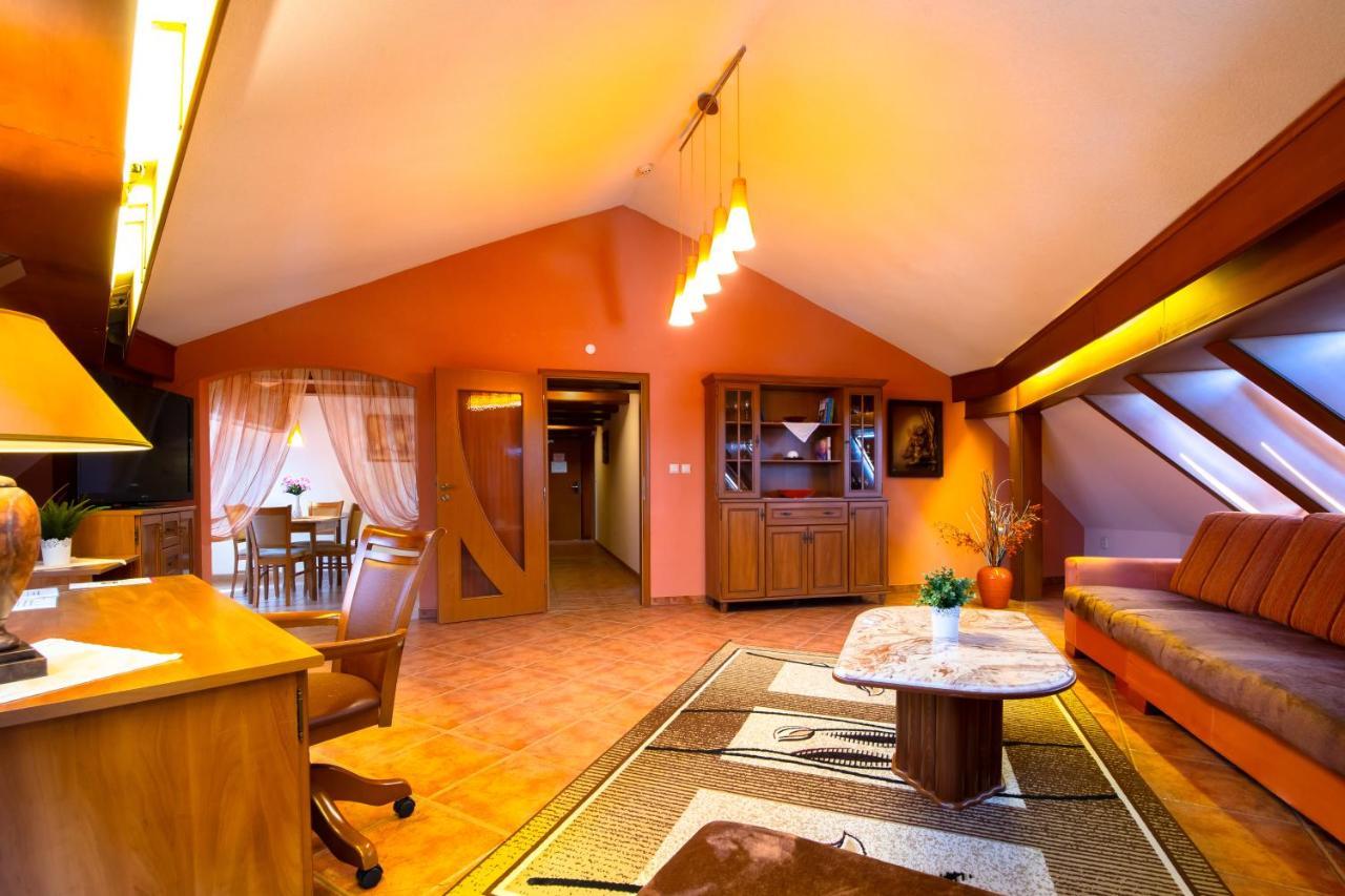 Spa & Wellness Hotel Orchidea Veľký Meder Extérieur photo