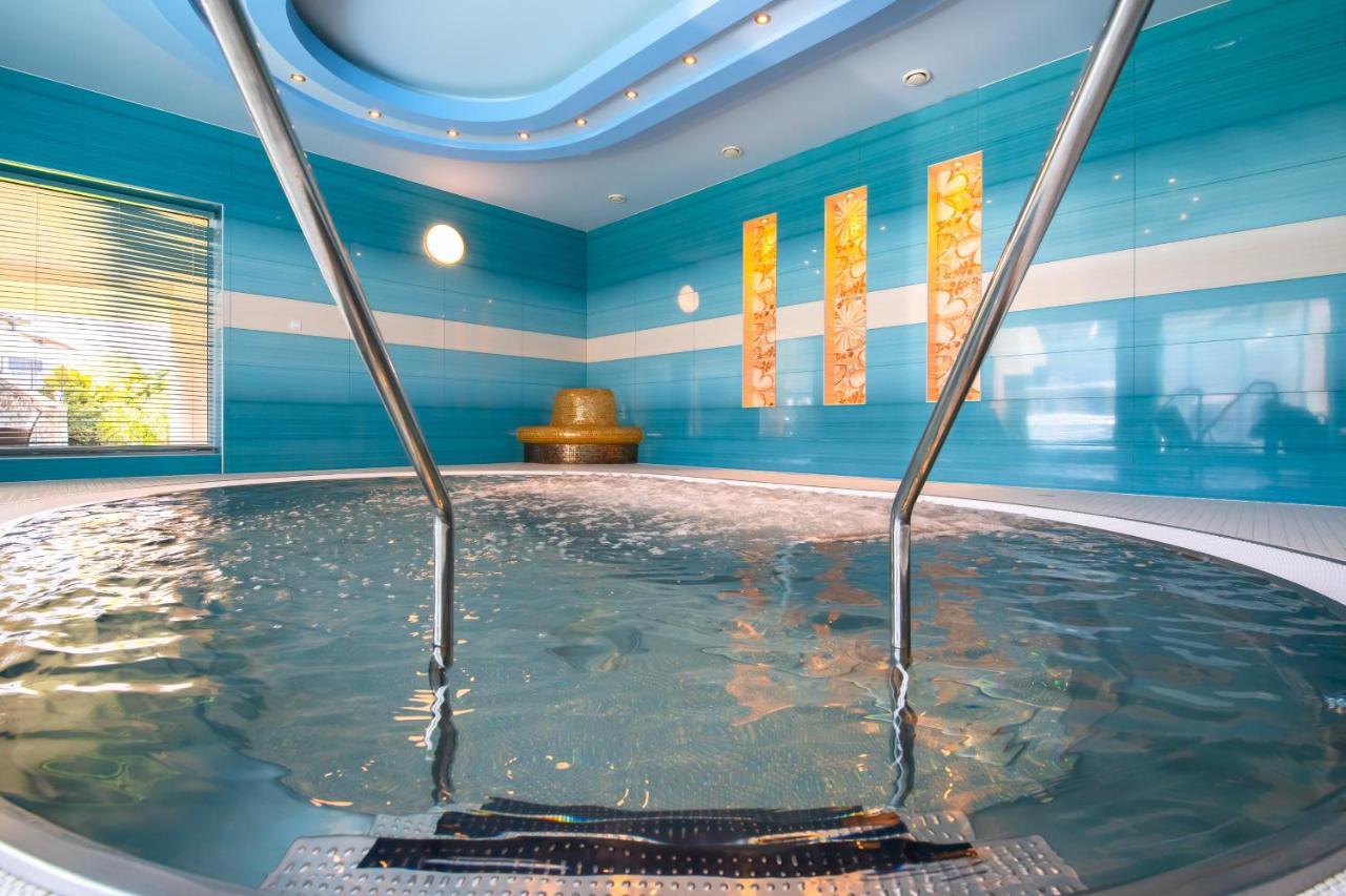 Spa & Wellness Hotel Orchidea Veľký Meder Extérieur photo
