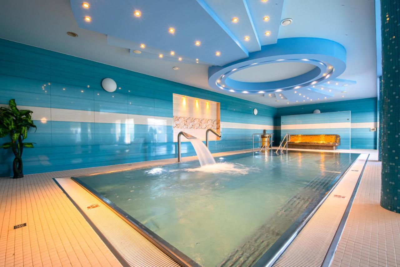 Spa & Wellness Hotel Orchidea Veľký Meder Extérieur photo