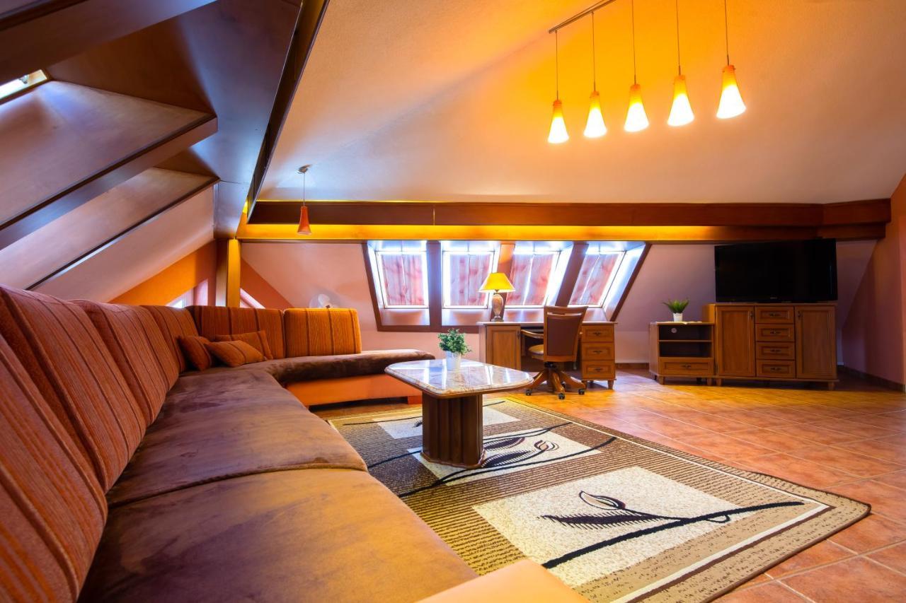 Spa & Wellness Hotel Orchidea Veľký Meder Extérieur photo