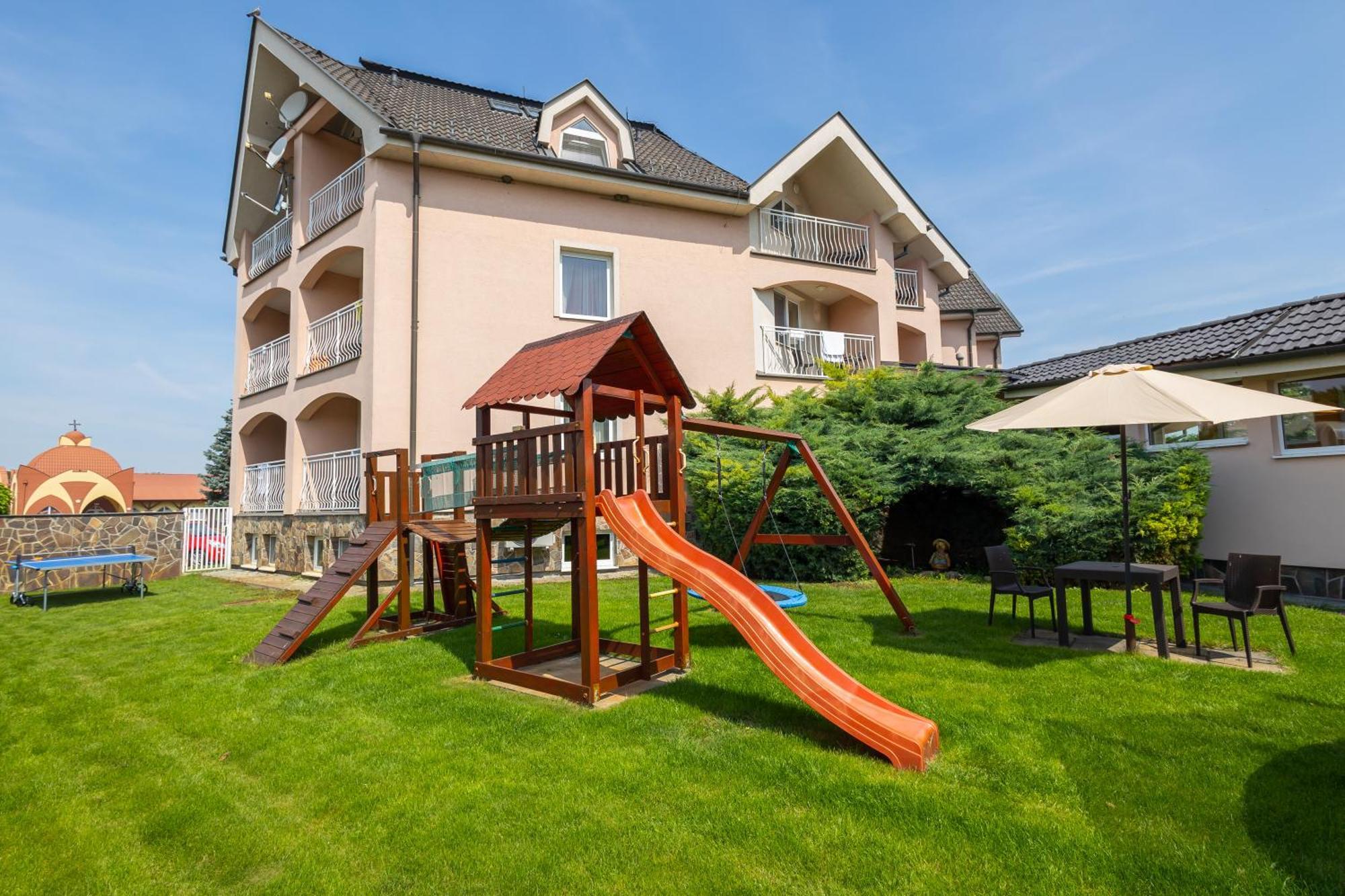 Spa & Wellness Hotel Orchidea Veľký Meder Extérieur photo